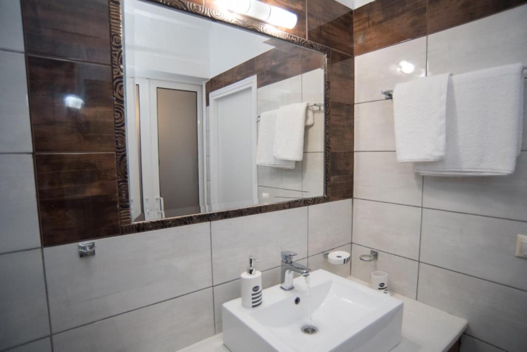 Nicks Cosy Apartment Лефкада Экстерьер фото