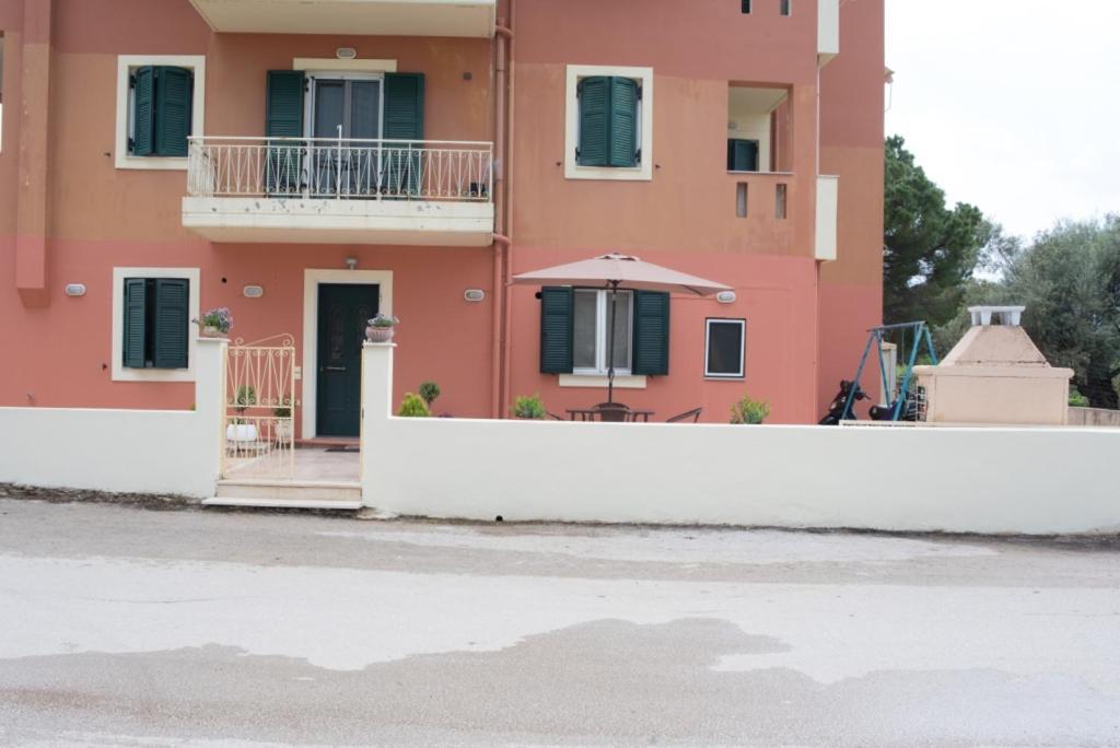 Nicks Cosy Apartment Лефкада Экстерьер фото